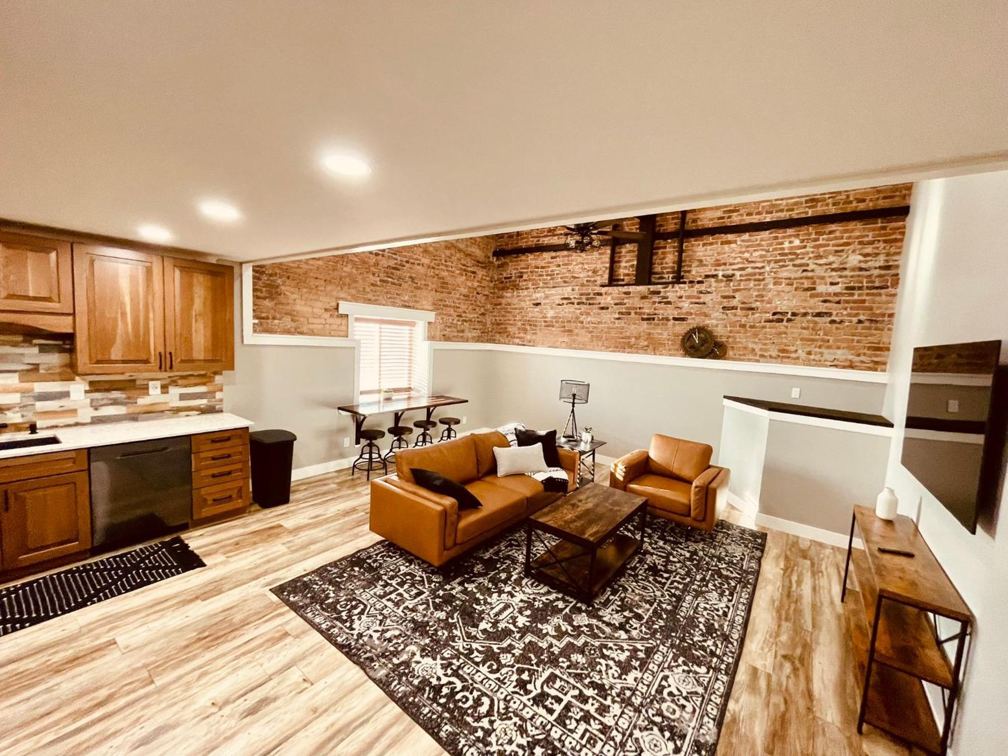 Iona Mercantile Bnb Rigby Exterior photo