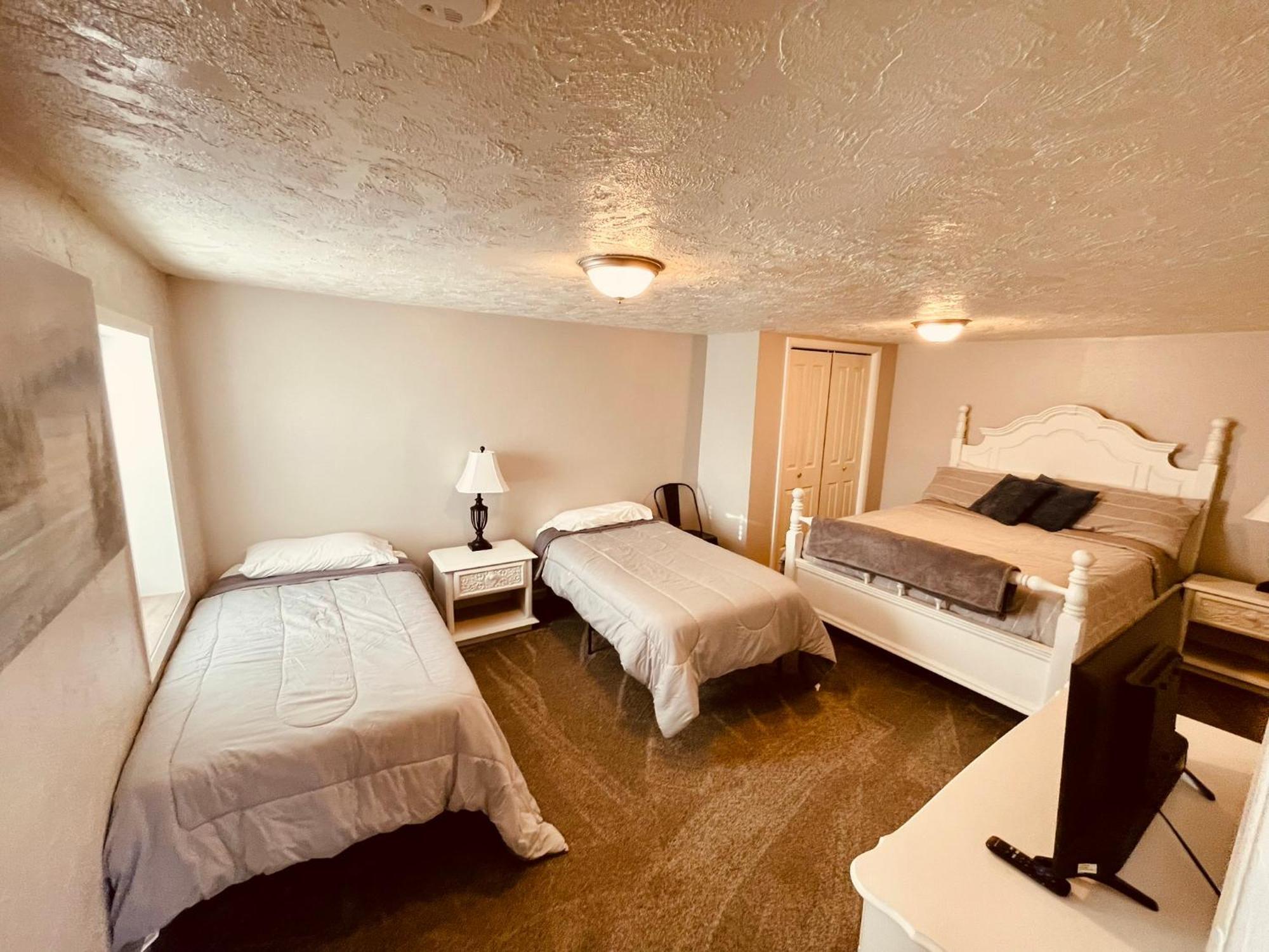 Iona Mercantile Bnb Rigby Exterior photo